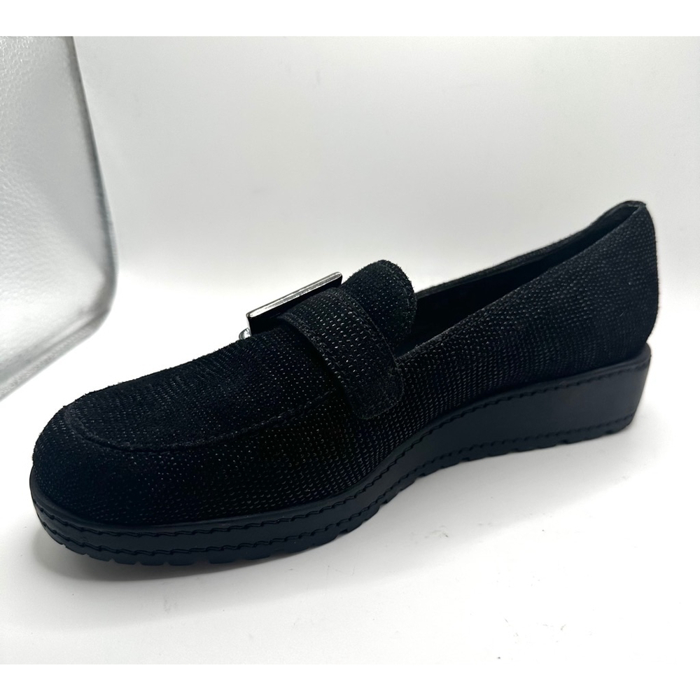 Stuart Weitzman Black micro beaded buckle loafers hSize 6.5 - Picture 7 of 11